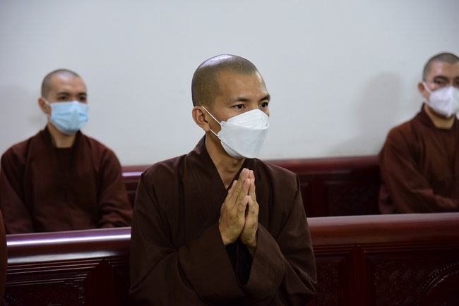 Lễ truyền giới Sa di Phương Trượng